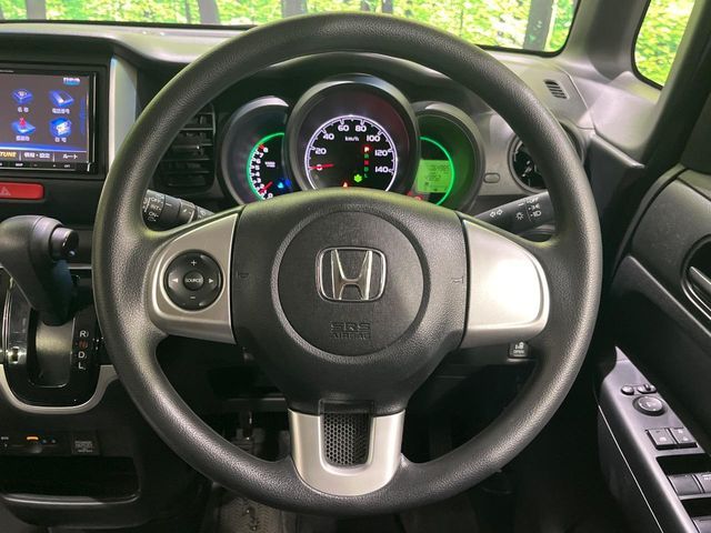 HONDA N BOX 2017