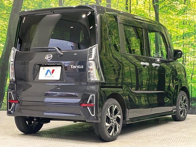 DAIHATSU TANTO CUSTOM 2022