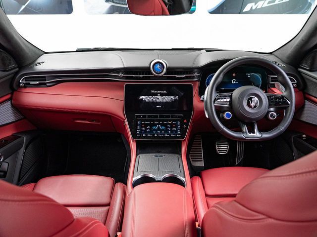 MASERATI MASERATI Grecale 2024