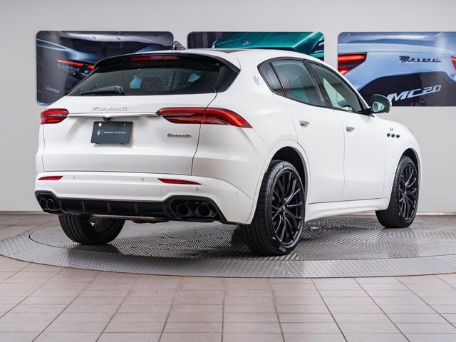 MASERATI MASERATI Grecale 2024