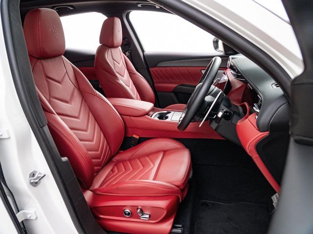 MASERATI MASERATI Grecale 2024