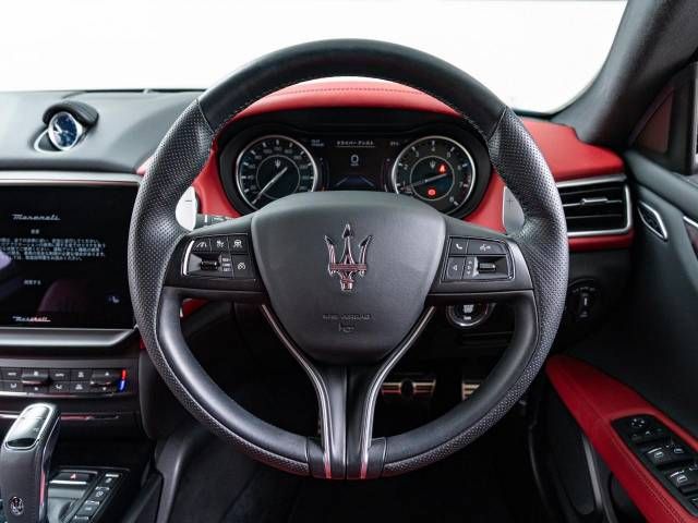 MASERATI MASERATI GHIBLI Sedan 2023