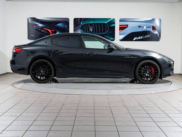 MASERATI MASERATI GHIBLI Sedan 2023
