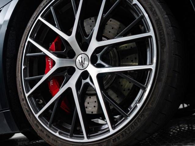 MASERATI MASERATI GRANTURISMO 2023