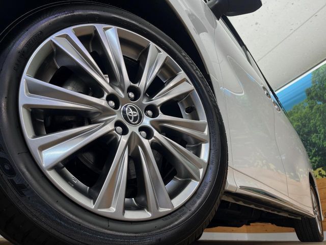 TOYOTA ALPHARD 4WD 2022