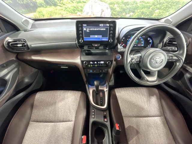 TOYOTA YARIS CROSS HYBRID 2023