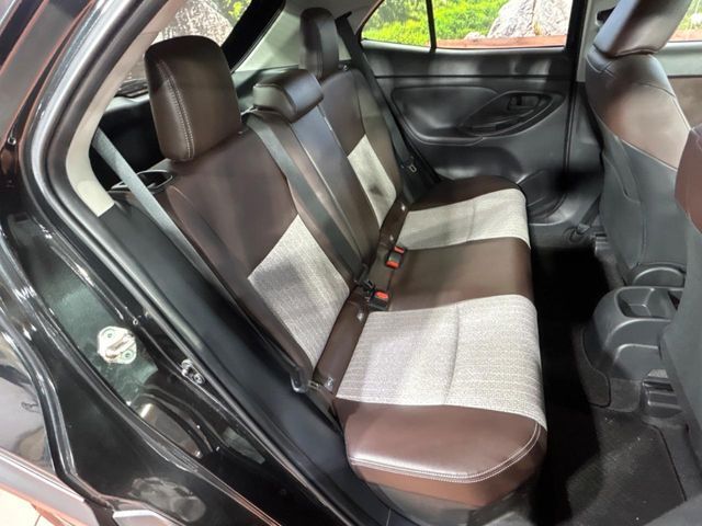 TOYOTA YARIS CROSS HYBRID 2023