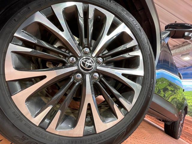 TOYOTA YARIS CROSS HYBRID 2023