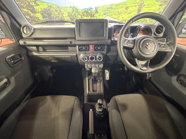 SUZUKI JIMNY NOMADE 2025