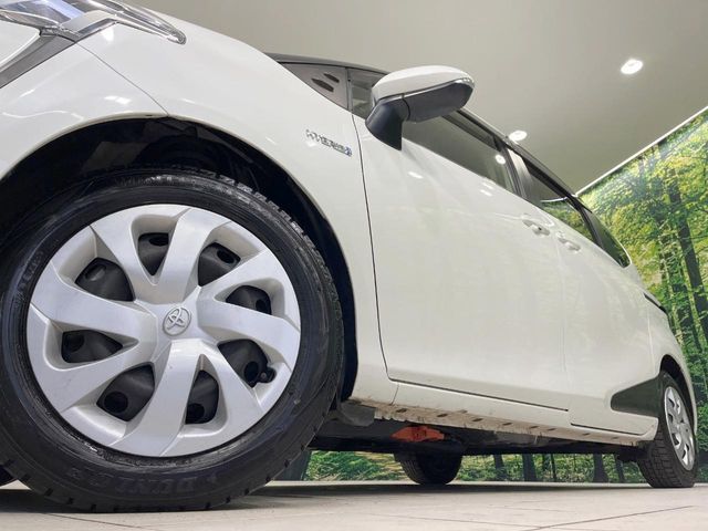 TOYOTA SIENTA HYBRID 2018