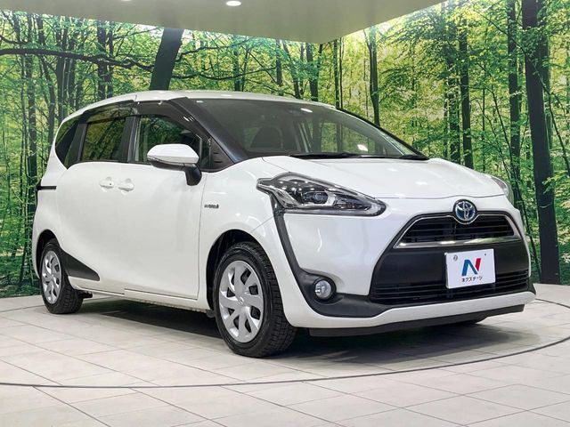 TOYOTA SIENTA HYBRID 2018