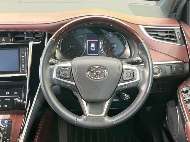 TOYOTA HARRIER 2WD 2014