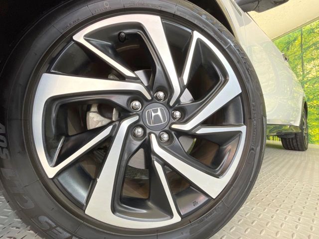 HONDA VEZEL HYBRID 2017