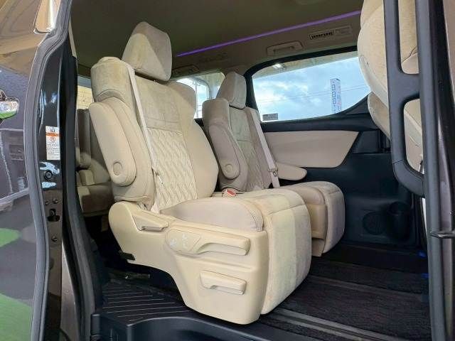 TOYOTA VELLFIRE  HYBRID 4WD 2018