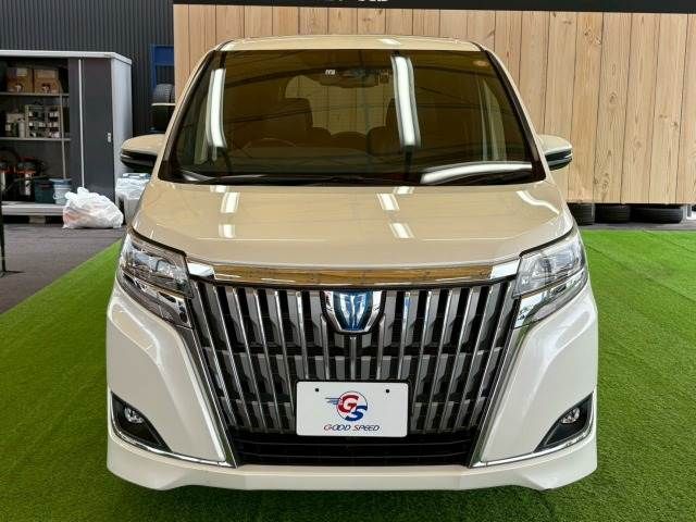 TOYOTA ESQUIRE HYBRID 2017