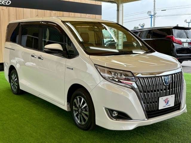 TOYOTA ESQUIRE HYBRID 2017