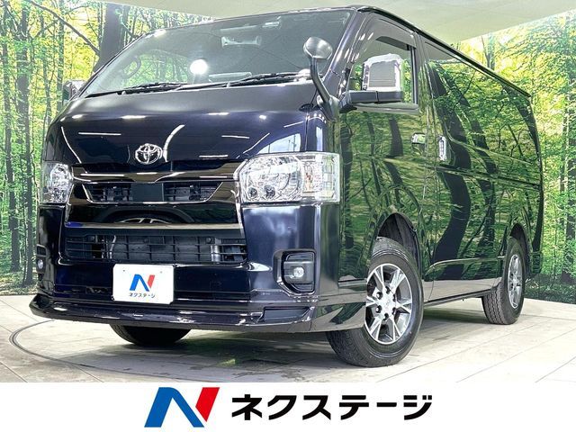 TOYOTA HIACE van 4WD 2025
