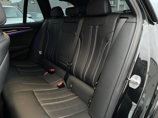 BMW BMW 5series TOURING 2021