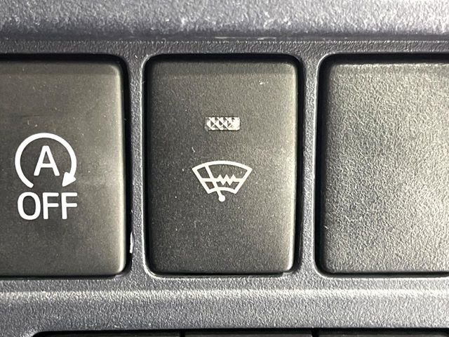 TOYOTA VOXY 4WD 2014