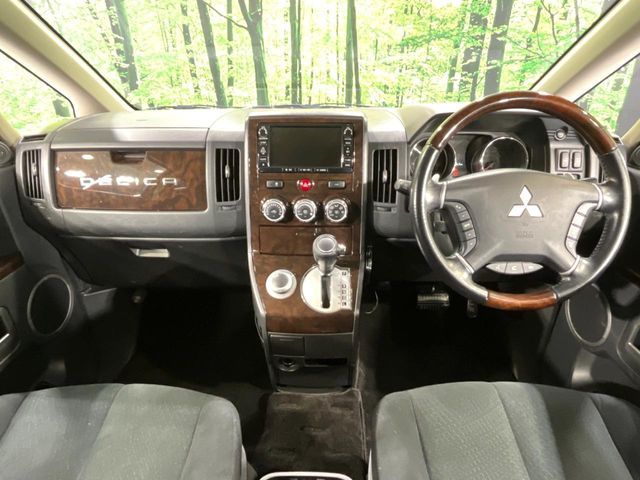 MITSUBISHI DELICA D:5 4WD 2016