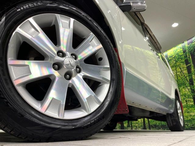 MITSUBISHI DELICA D:5 4WD 2016