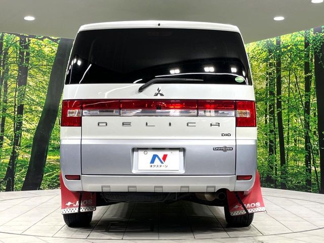 MITSUBISHI DELICA D:5 4WD 2016