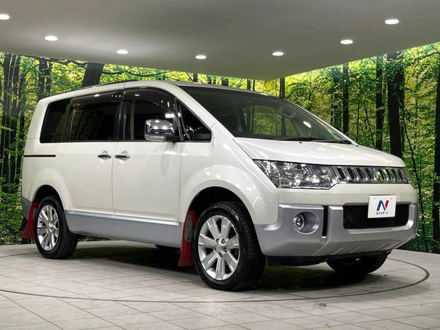 MITSUBISHI DELICA D:5 4WD 2016