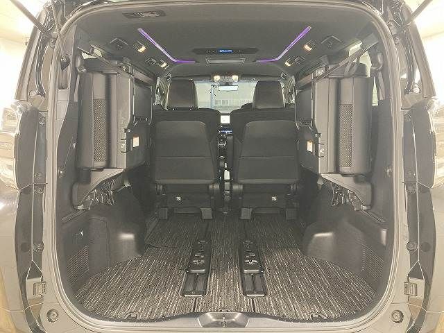 TOYOTA VELLFIRE 2020