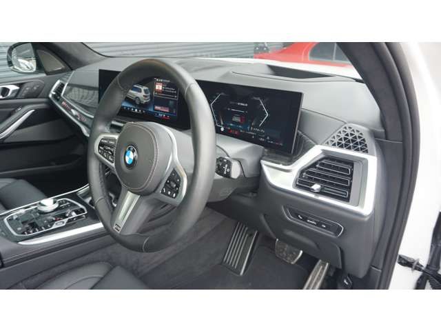 BMW BMW X7 2024