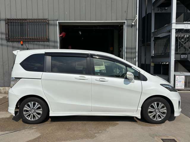 HONDA FREED 2013