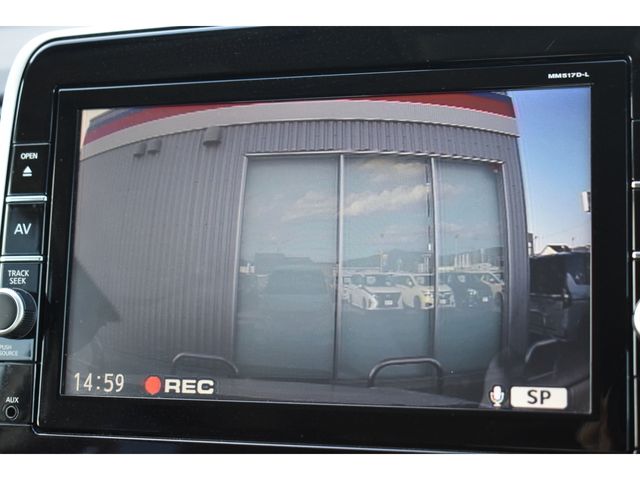 NISSAN SERENA  S-HYBRID 2017