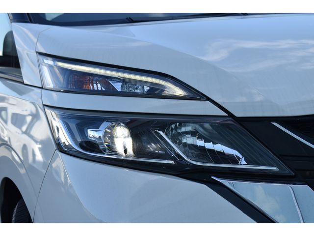 NISSAN SERENA  S-HYBRID 2017