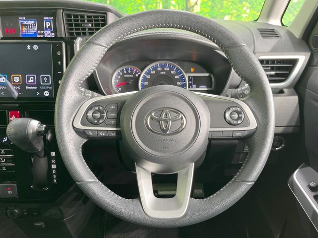 TOYOTA ROOMY 2022