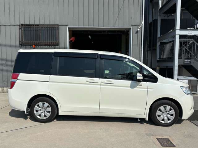 HONDA STEPWAGON 2012
