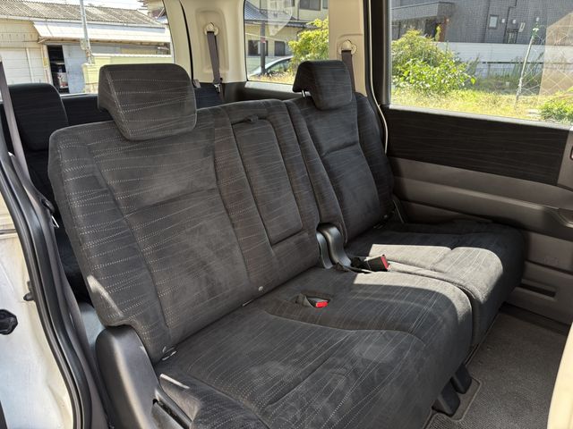 HONDA STEPWAGON 2012