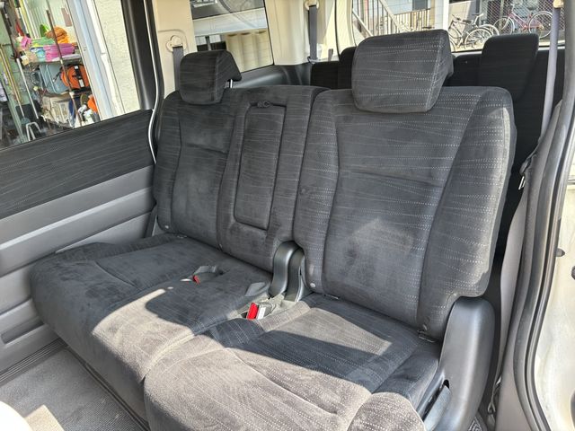 HONDA STEPWAGON 2012