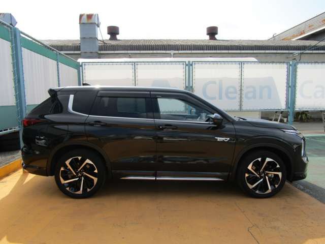 MITSUBISHI OUTLANDER PHEV 2022