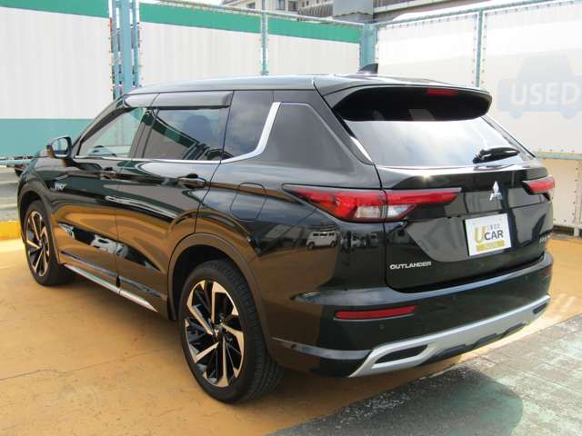 MITSUBISHI OUTLANDER PHEV 2022