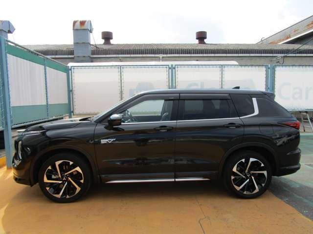 MITSUBISHI OUTLANDER PHEV 2022