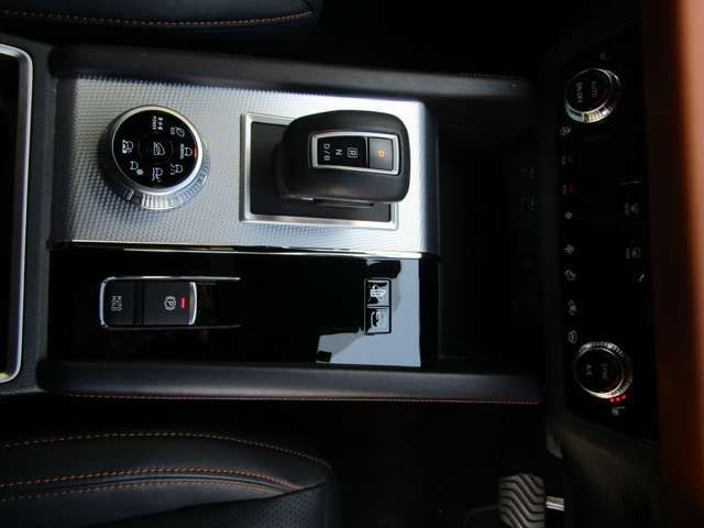 MITSUBISHI OUTLANDER PHEV 2022