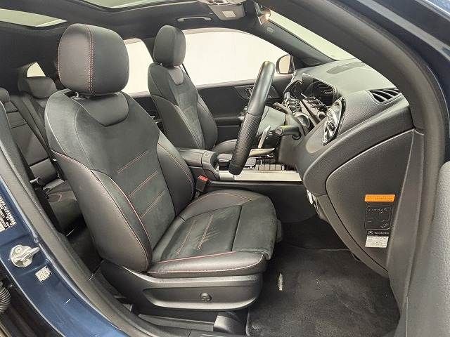 MERCEDES BENZ MERCEDES BENZ GLB 2022