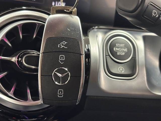 MERCEDES BENZ MERCEDES BENZ GLB 2022