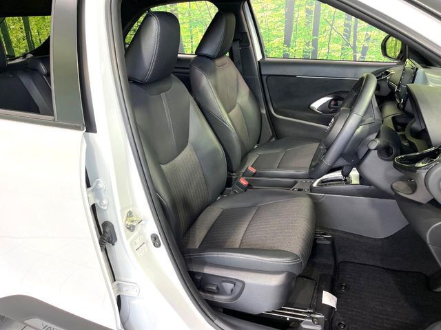 TOYOTA YARIS CROSS HYBRID 2023