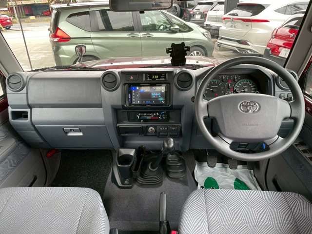 TOYOTA LANDCRUISER van 2015