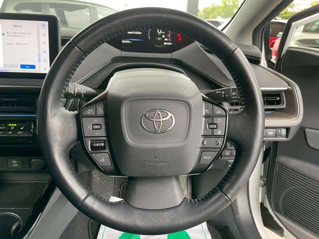 TOYOTA PRIUS 2023