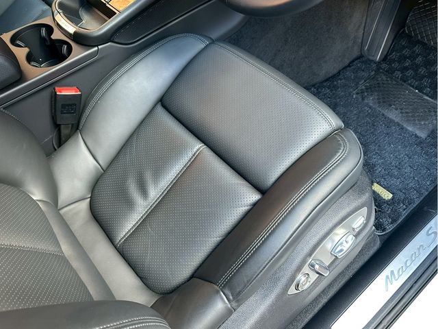 PORSCHE PORSCHE Macan 2023