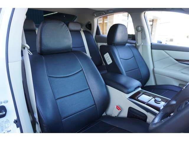 NISSAN FUGA HYBRID 2013