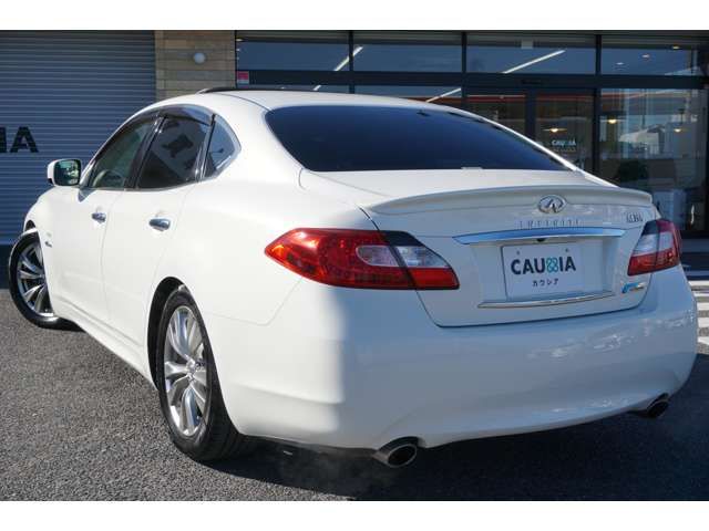 NISSAN FUGA HYBRID 2013