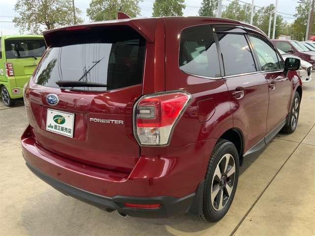 SUBARU FORESTER 2017