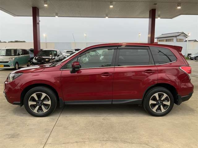 SUBARU FORESTER 2017